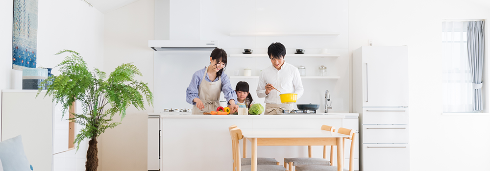 親子　3人　料理中